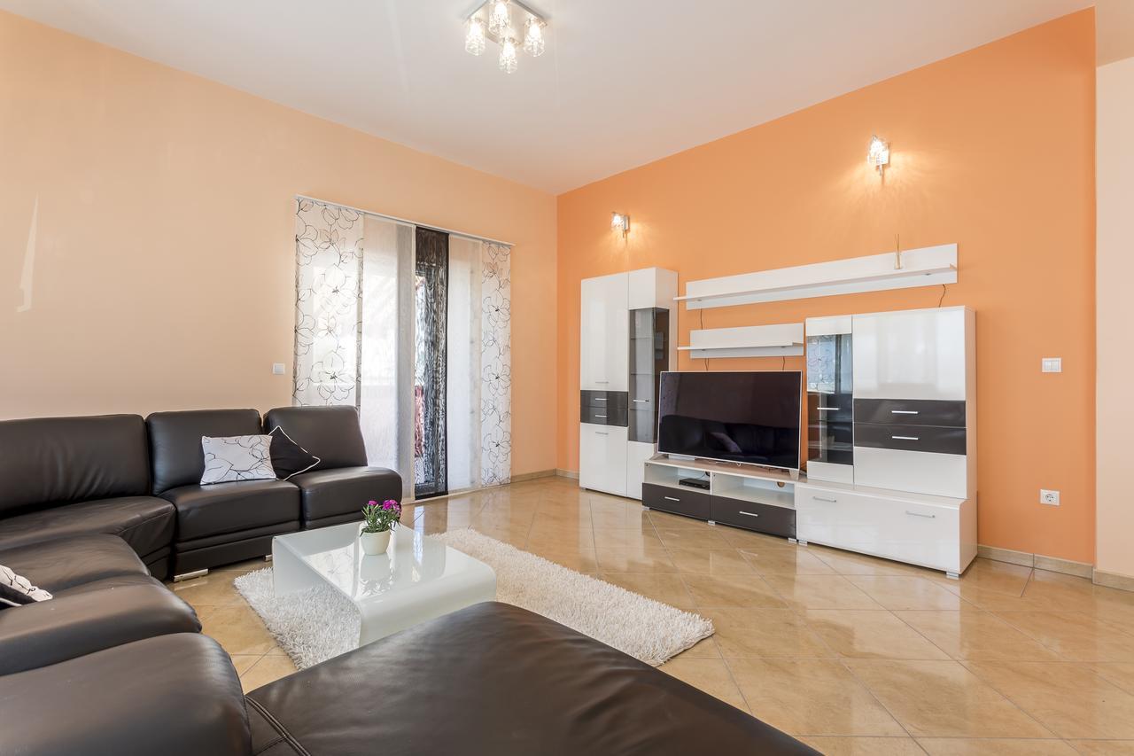 Apartmani Lukic Split Exterior photo
