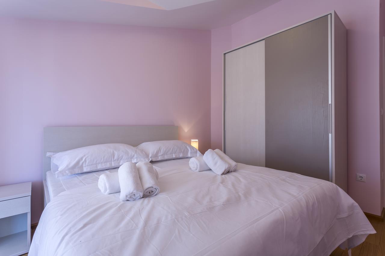 Apartmani Lukic Split Exterior photo