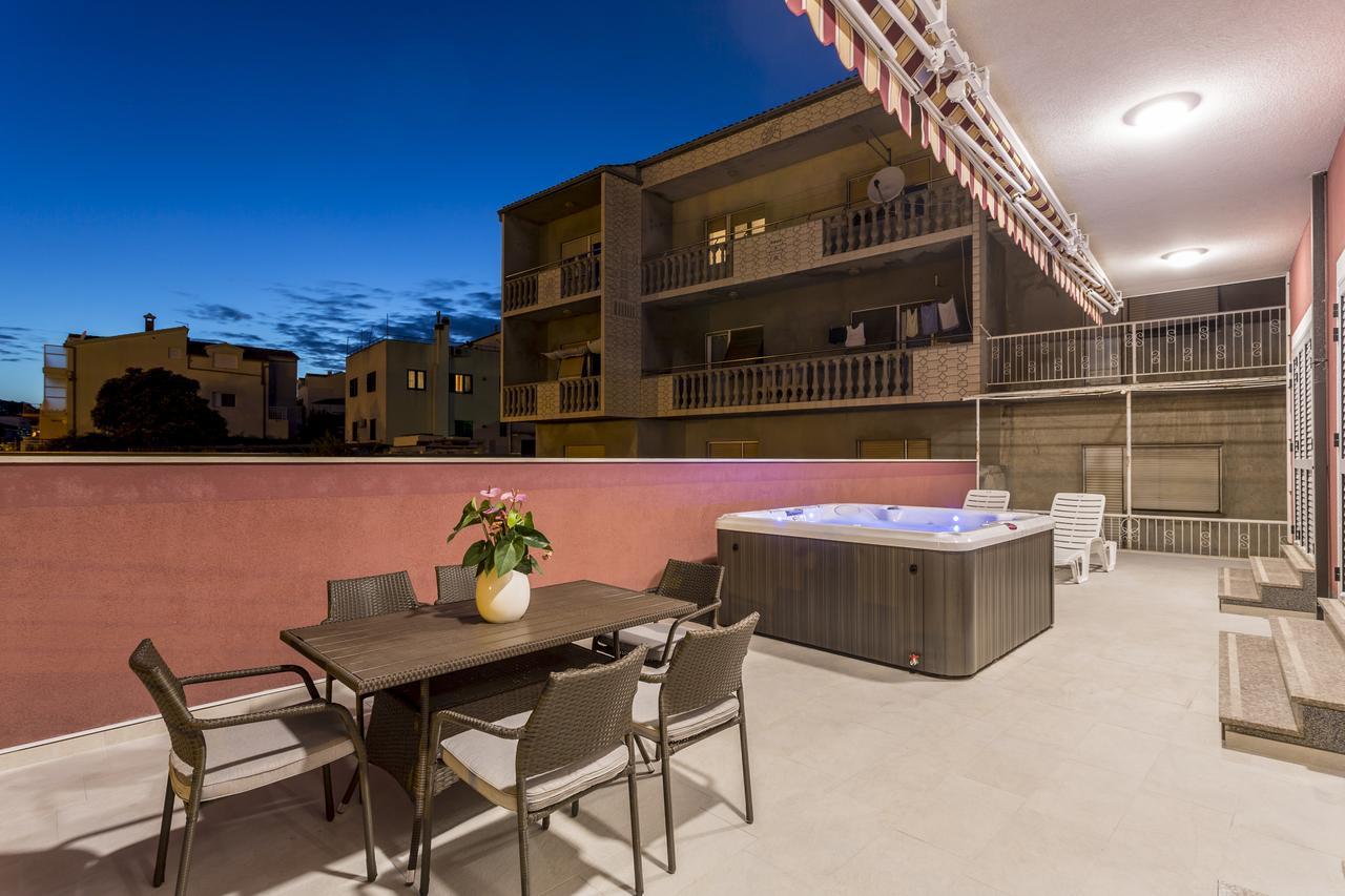 Apartmani Lukic Split Exterior photo