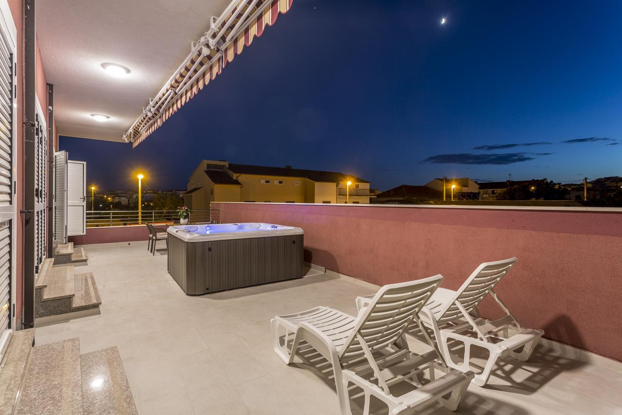 Apartmani Lukic Split Exterior photo